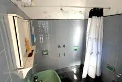 Casa 2 dormitorios con galpón — Barrio Matheu, Rosario — imagen 13