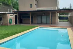 Casa 3 dorm. + comodín con piscina — Pueblo Esther — imagen 1