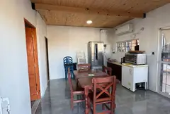Casa con pileta, en barrio abierto Estación Alvear — imagen 2