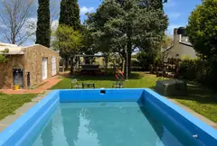 Casa con pileta, galería y parque sobre terreno de 739 m² en Pueblo Esther — imagen 1