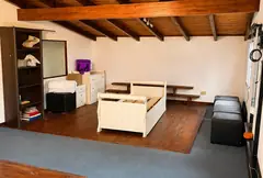 Casa de dos plantas con pileta y quincho sobre dos lotes, en Parque Vernazza — imagen 16