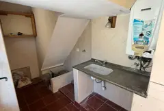 Casa de pasillo con amplio patio y parrillero – Zona Sur de Rosario — imagen 8