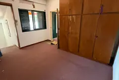 Casa de pasillo con amplio patio y parrillero – Zona Sur de Rosario — imagen 18