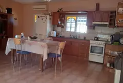 Departamento de dos dormitorios en Planta Alta - Villa Gobernador Galvez APTO CREDITO — imagen 3