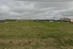 Lote de 386,80 m² en barrio abierto El Plateado, Pueblo Esther — imagen 1